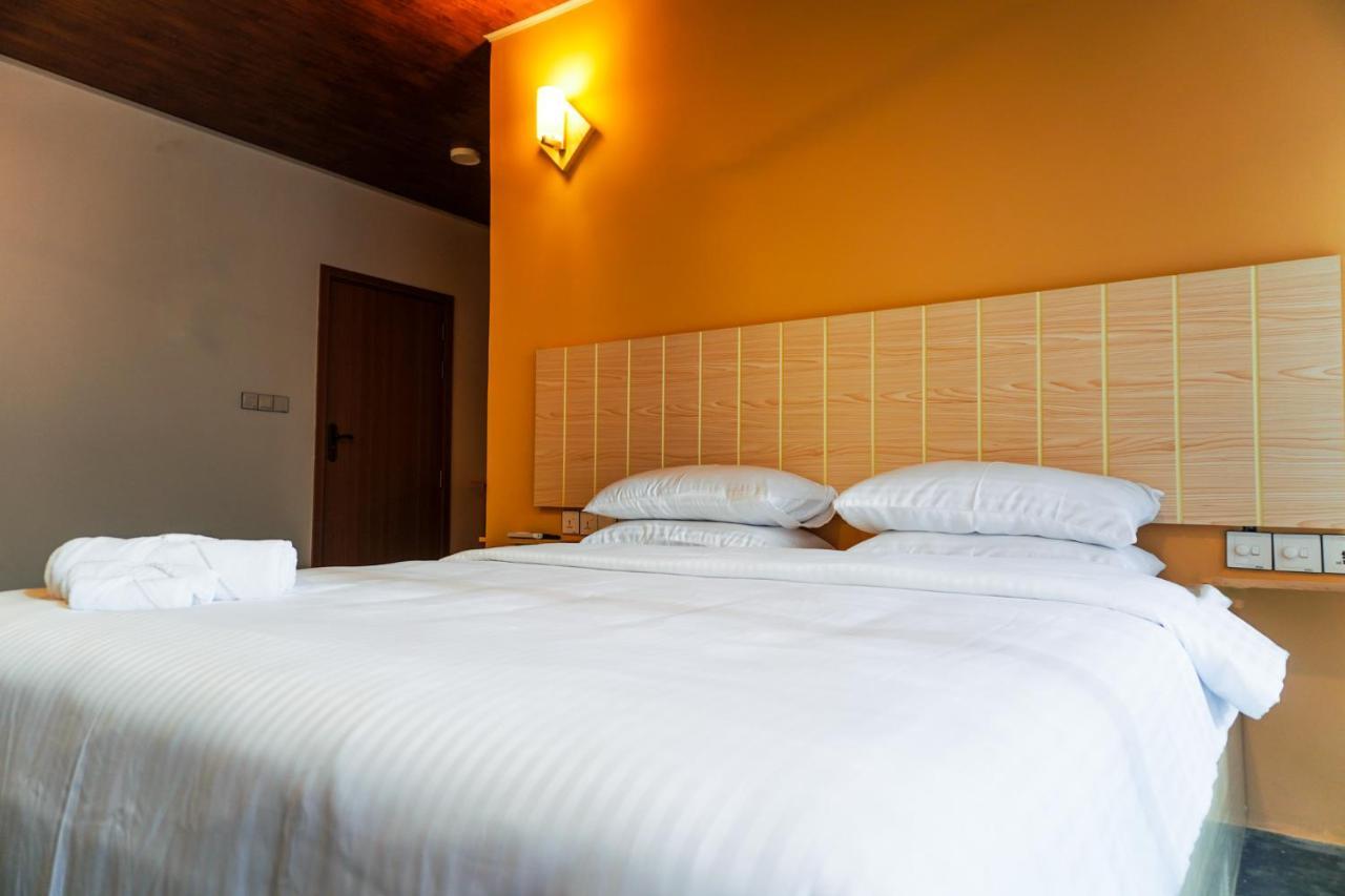 The Zen Den Hotel Thulusdhoo Exterior foto